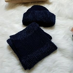 New women hat and scarf set